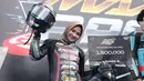 Eca Sabana berhasil meraih podium pada kelas Maxi GP Semi Pro 155CC Open di Yamaha Cup Race 2026 yang berlangsung di Sirkuit Puncak Mario, Sidenreng Rappang (Sidrap), Sulawesi Selatan, Minggu (19/4/2026). (Bola.com/Abdul Aziz)