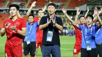 Vietnam Selangkah Lagi Juara Piala AFF 2026, Kim Sang-sik Ogah Jemawa: Masih ada 90 Menit di Hanoi