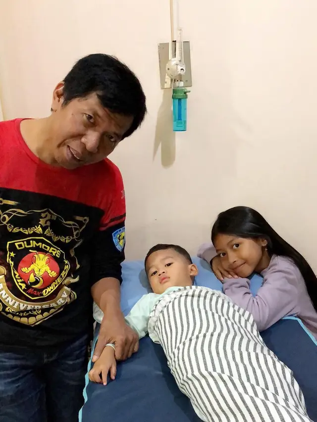 Disebut Mirip, Ini 7 Potret Kiwil dengan Anaknya dari Meggy Wulandari