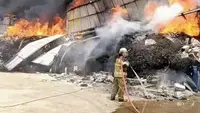 24 Gudang Baru di Kosambi Hangus Terbakar