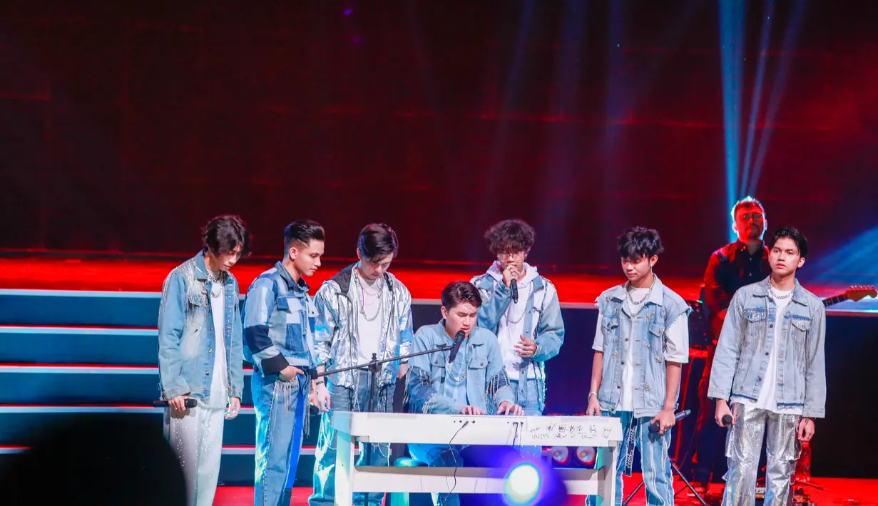 Konser UN1VERSARY: The Show UN1TY [Foto/Bambang E. Ros]