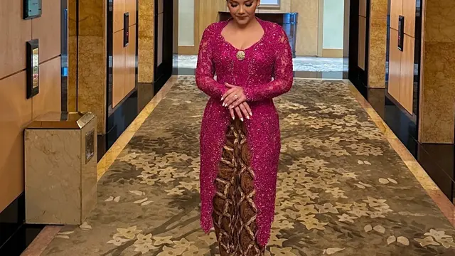 Alexandra Kakak Alyssa Daguise saat acara di Ngunduh Mantu Al Ghazali. [@rhay_david]