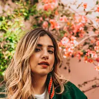 Hilangkan rambut berketombe dengan cuka apel. (unsplash.com/Tyler Nix).