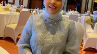 Putri Ariani Diisukan Dapat Triliunan Rupiah dari Simon Cowell, Ibunda: Aminin Aja...