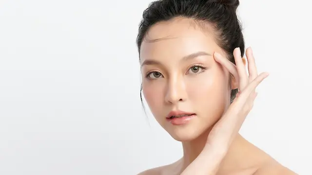 Meregenerasi Kulit Itu Apa Sih? Begini Tips Perawatan untuk Angkat Sel Kulit Mati dengan Maksimal