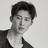 Kim Han Bin alias B.I mantan leader iKON akhirnya menjalani pemeriksaan perdananya terkait kasus narkoba yang menjeratnya sejak 12 Juni 2019 lalu. (Sumber: Allkpop)