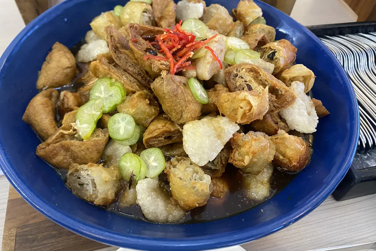 Tahu Gejrot salah menu kuliner di Loka Rasa 2025