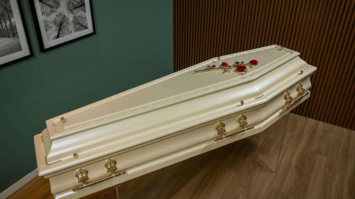 Ada Sesi Meditasi dalam Peti Mati, Biayanya Hanya Rp200 Ribuan