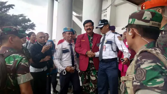Panglima TNI Hadi Tjahjanto di Malang, Jawa Timur