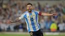 Bintang timnas Argentina, Lionel Messi membuka keunggulan tim Tango atas Bolivia pada menit ke-19. (JUAN MABROMATA/AFP)
