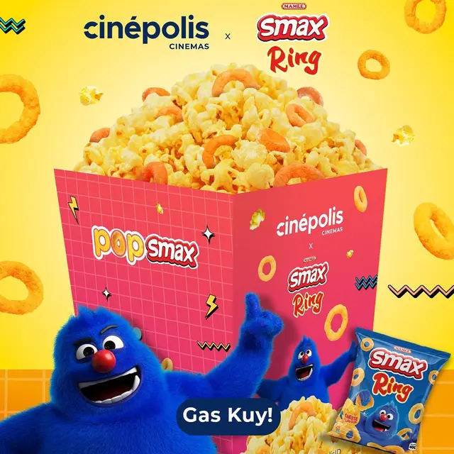 camilan popcorn dan SMAX RING Cheese yang memberikan rasa baru untuk para penikmat film-film box office.