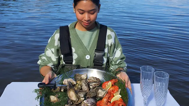 Sydney Oyster Farm Tour