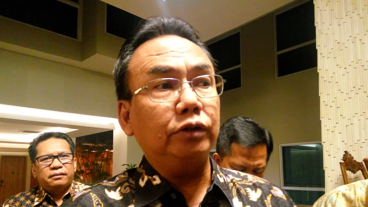 Harry Hikmat
