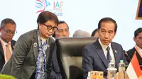 Menlu RI Retno Marsudi mendampingi Presiden RI Joko Widodo (Jokowi) membuka Indonesia-Africa Forum 2024 di Nusa Dua, Bali, Senin (2/9/2024). (Dok. Kemlu RI)