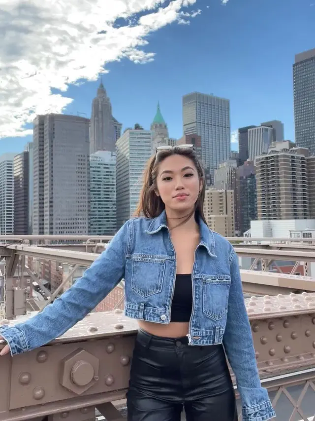 Calon menantu hotman paris. [@wdtandra]