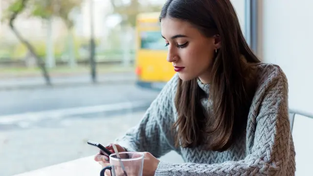 wanita juli diremehkan orang
