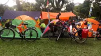 Ratusan federalist atau penggemar sepeda Federal berkumpul dan keliling Kota Bandung, Jawa Barat, 13-14 Mei 2017. (Liputan6.com/Huyogo Simbolon)