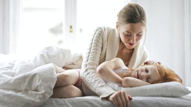9 Cara Bikin Anak Cepat Tidur Orang Tua Harus Tahu Hot Liputan6 Com Cara ini bisa membuat malammu dipenuhi gemerlapan cahaya selayaknya kamu saat di sebuah disko. 9 cara bikin anak cepat tidur orang