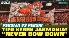 Jakmania menampilkan tifo spektakuler bertuliskan “Never Bow Down” untuk mendukung perjuangan Persija Jakarta saat menghadapi Persib Bandung di Stadion Utama Gelora Bung Karno, Jakarta, Sabtu (12/9/2026).
Tifo tersebut menjadi salah satu bentuk ...