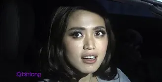 Jessica Iskandar sengaja merogoh kocek lebih dalam, demi mendapatkan kenyamanan dari mobil mewah yang ia gunakan sehari-hari.