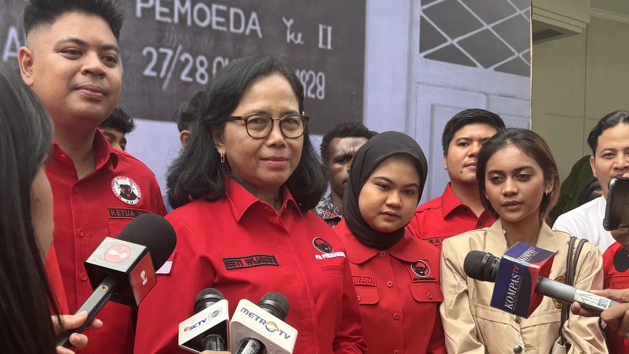 Ketua DPP Bidang Pemuda dan Olahraga, MY Esti Wijayati di Sekolah Partai PDIP, Lenteng Agung, Selasa (28/10/2025).