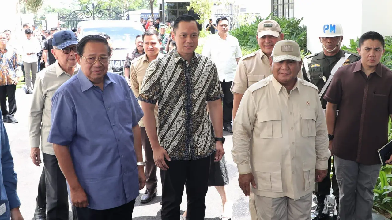 Prabowo Subianto menemui Presiden Keenam RI sekaligus Ketua Majelis Tinggi Partai Demokrat, Susilo Bambang Yudhoyono atau SBY, Sabtu (17/2/2024).