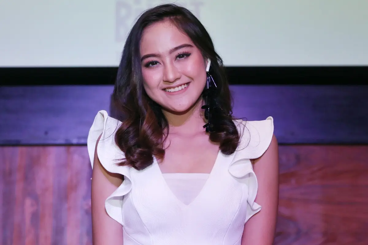 [Bintang] Cerita di Balik Single Baru Salshabilla Adriani, Jangan Pergi