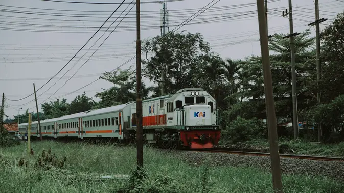 Dampak Abu Vulkanik, KAI Perketat Pantauan Rel dan Jarak Pandang