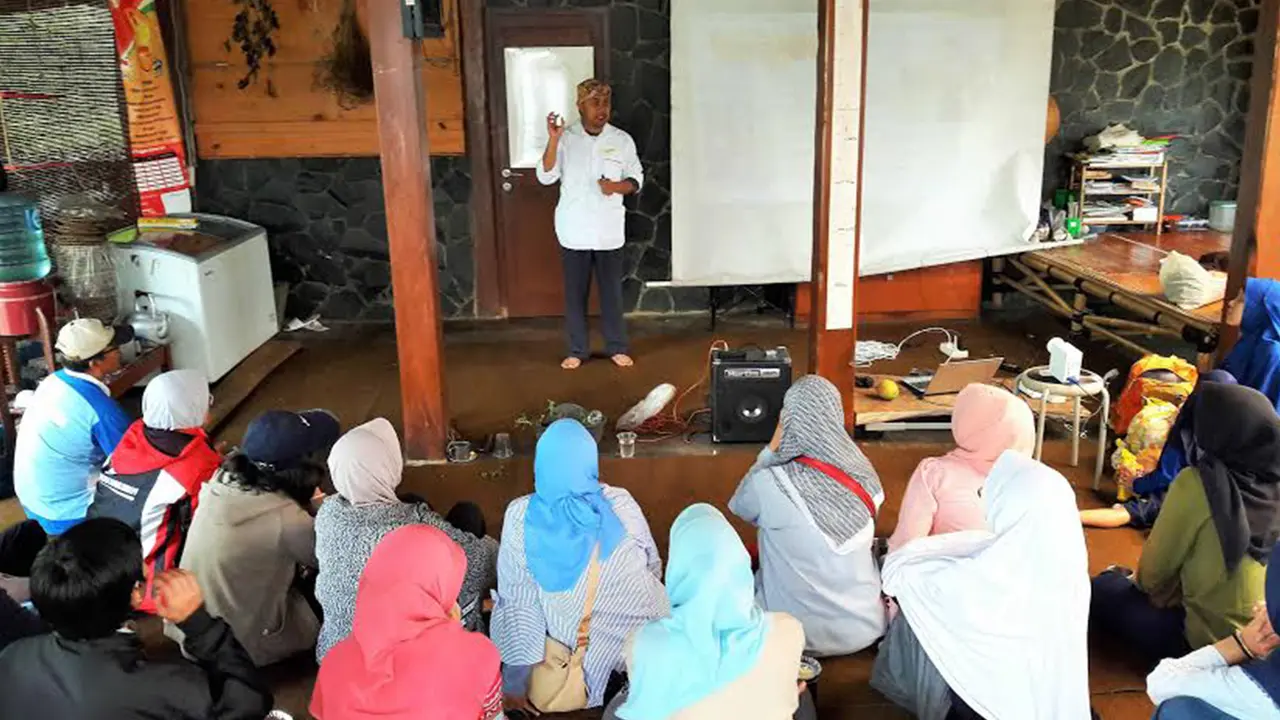 'Wisata Kebun Organik’