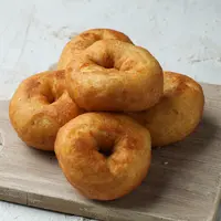 ilustrasi donat goreng/copyright by Anjarsari laofiati putri (Shutterstock)