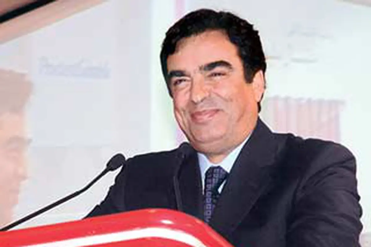 110829ageorge-kurdahi.jpg