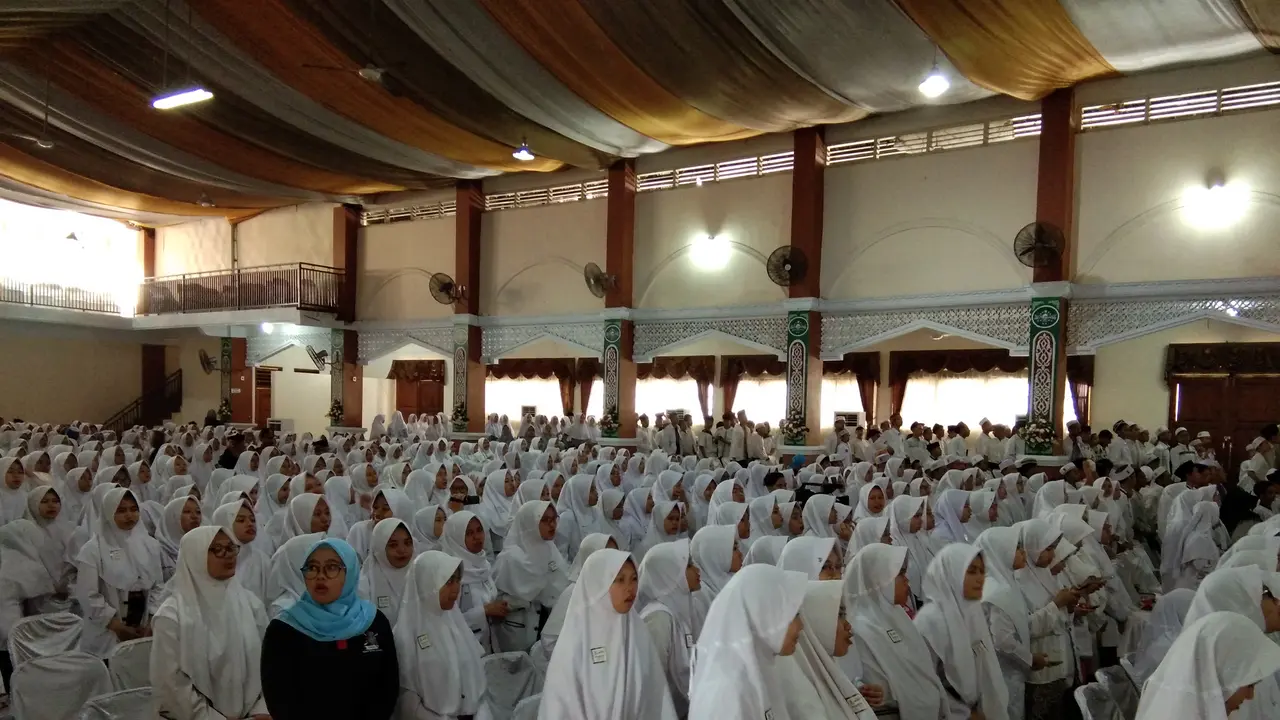 Santri Pondok Pesantren Cipasung, Tasikmalaya, Jawa Barat. (Foto: Giovani Dio)
