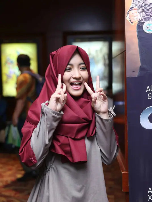 Sungguh beruntung Arafah. Baru saja putus dari pacarnya, ternyata saat ini Arafah sudah terpikat dengan seorang laki-laki yang berprofesi sebagai mahasiswa. Meskipun belum resmi pacaran, Arafah memang mengakui kedekatannya itu. (Nurwahyunan/Bintang.com)