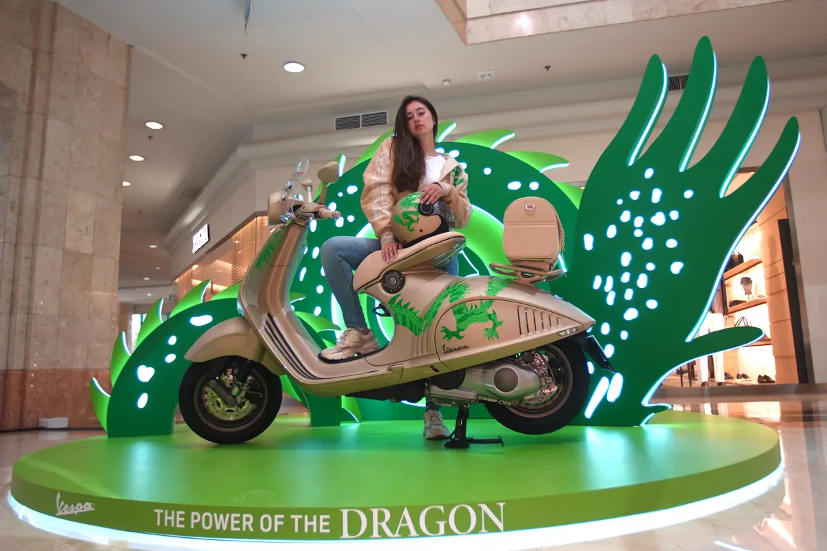 Vespa 946 Dragon