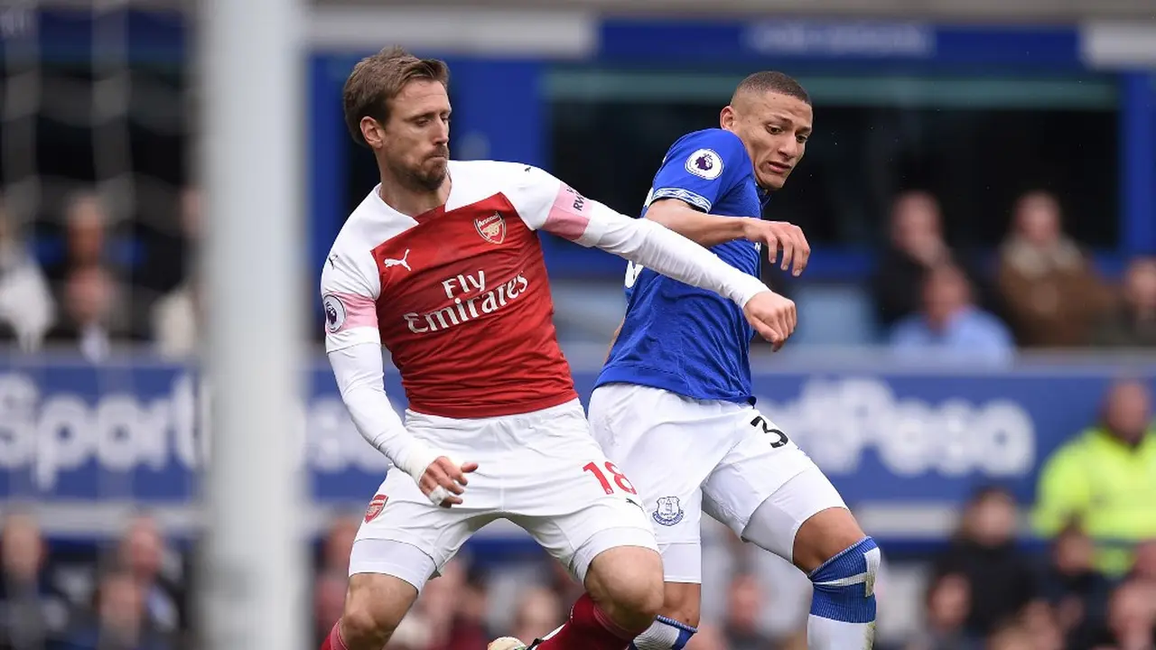 Arsenal Gagal Duduki Tiga Besar