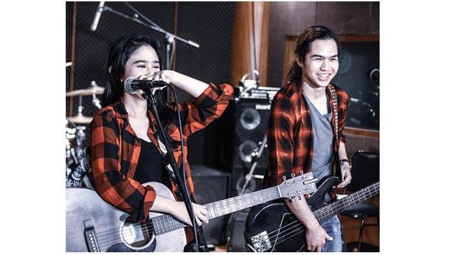 Kembali Berkolaborasi, Ini 7 Potret Kebersamaan Tissa Biani dan Dul Jaelani