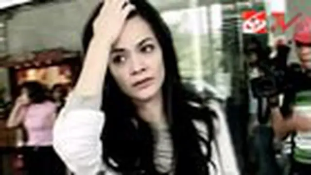 Ariel Batal Bebas, Cut Tari Masuk RS
