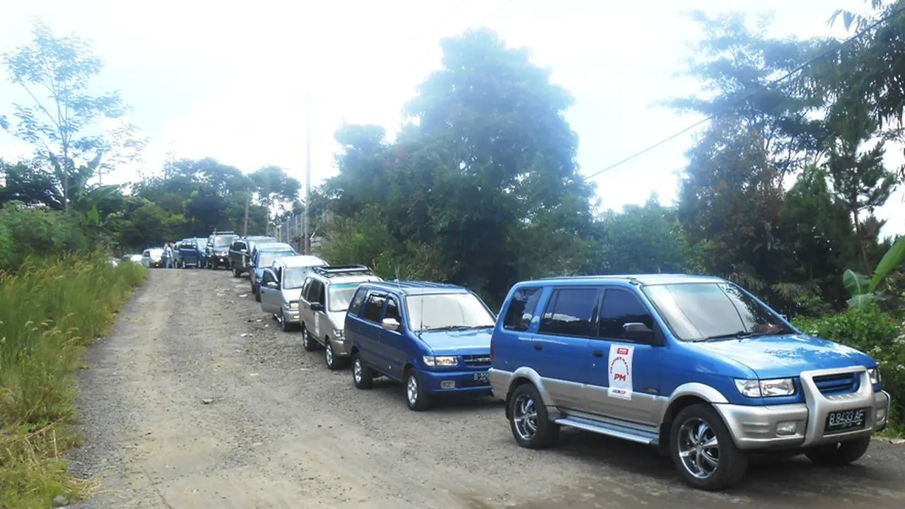 600 Mobil Panter di Seluruh Nusatara Touring ke Brebes