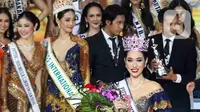 Puteri Indonesia 2022 terpilih Laksmi Shari De Neefe Suardana mengenakan mahkota saat Malam Puncak Grand Final Pemilihan Puteri Indonesia 2022 di Plenary Hall Jakarta Convention Center (JCC) Senayan, Jakarta, Jumat (27/5/2022). Laksmi Shari De Neefe Suardana terpilih menjadi Puteri Indonesia 2022. (Liputan6.com/Herman Zakharia)