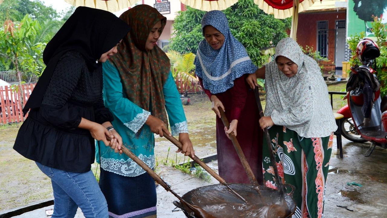 Ngacau Gelamai, Tradisi Gotong Royong Warga Bengkulu