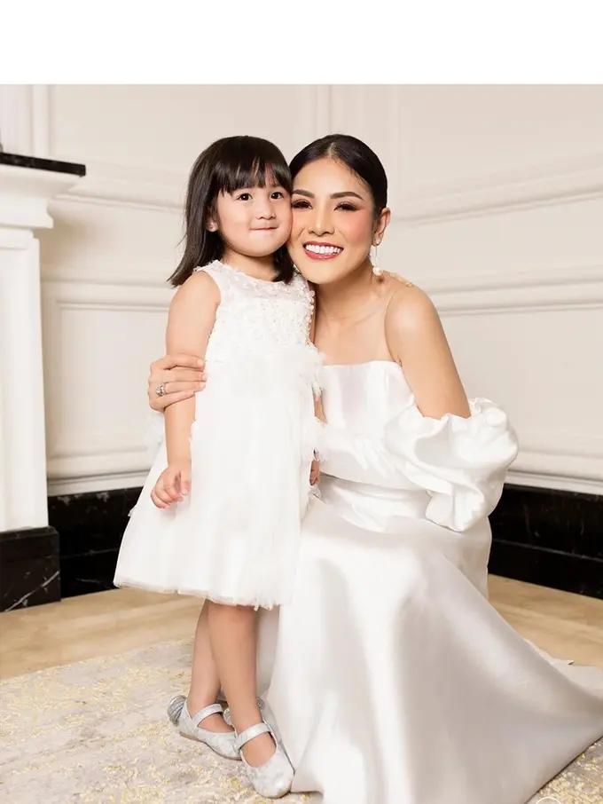 7 Potret Gemas Putri Nindy Ayunda, Sempat Corat-Coret Tubuh dengan Spidol Permanen