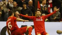 Adam Lallana rayakan gol ketiga Liverpool ke gawang Villarreal (reuters)