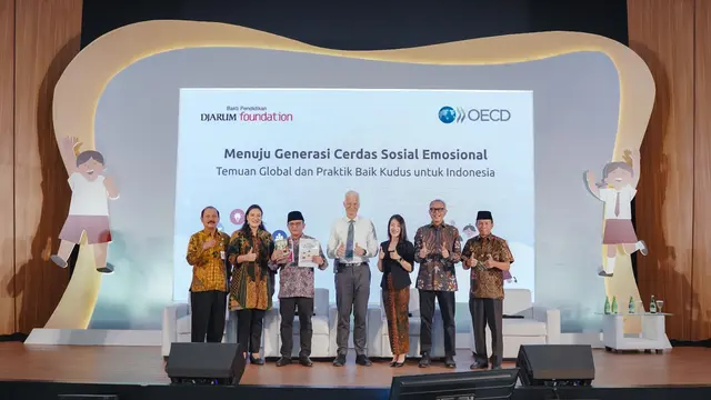 Bakti Pendidikan Djarum Foundation bersama OECD meluncurkan temuan Survei Global Keterampilan Sosial dan Emosional di SD Masehi Kudus. (istimewa)