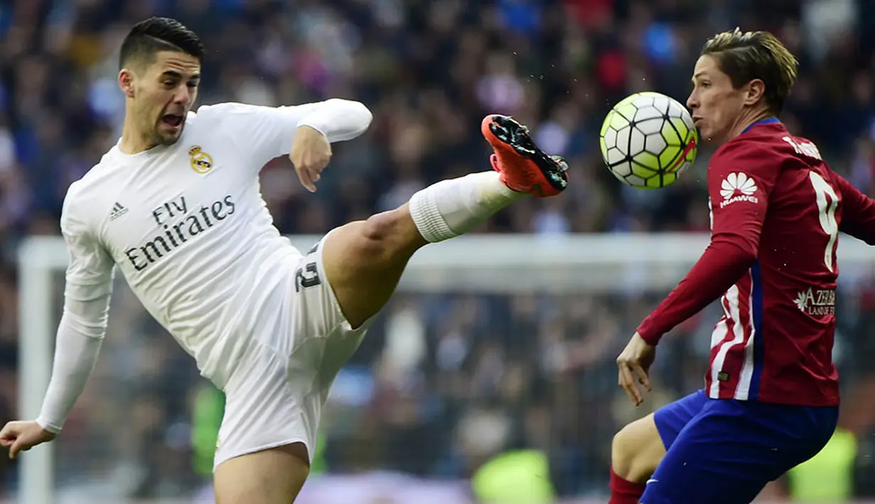 4. Isco, gelandang asal Spnayol ini sudah tiga musim membela Real Madrid dan musim ini sudah mencatatkan 23 penampilan. (AFP/Pierre-Philippe Marcou) 