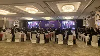 Suasana di ruangan Kongres Luar Bisa (KLB) PSSI 2023 yang dihelat di Hotel Shangri-La, Jakarta, Kamis (16/2/2023). (Liputan6.com/Melinda Indrasari)