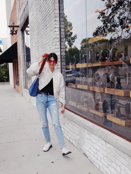 (Instagram/laurabas)