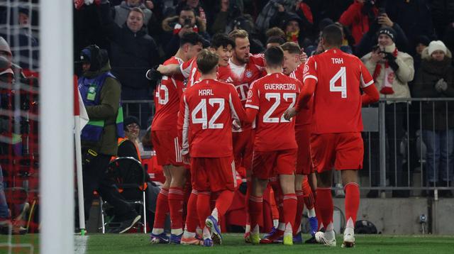 Pemain Bayern Munchen merayakan gol yang dicetak Harry Kane ke gawang Union St Gilloise dalam laga matchday ketujuh Liga Champions 2025/2026, Kamis (22/1/2026) dini hari WIB. (Karl-Josef HILDENBRAND / AFP)