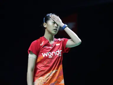 Putri Kusuma Wardani di luar dugaan tumbang dari pemain underdog asal Taiwan, Huang Yu-Hsun pada babak 16 besar Indonesia Masters 2026 di Istora Senayan, Jakarta, Kamis (22/1/2026). (Bola.com/M Iqbal Ichsan)