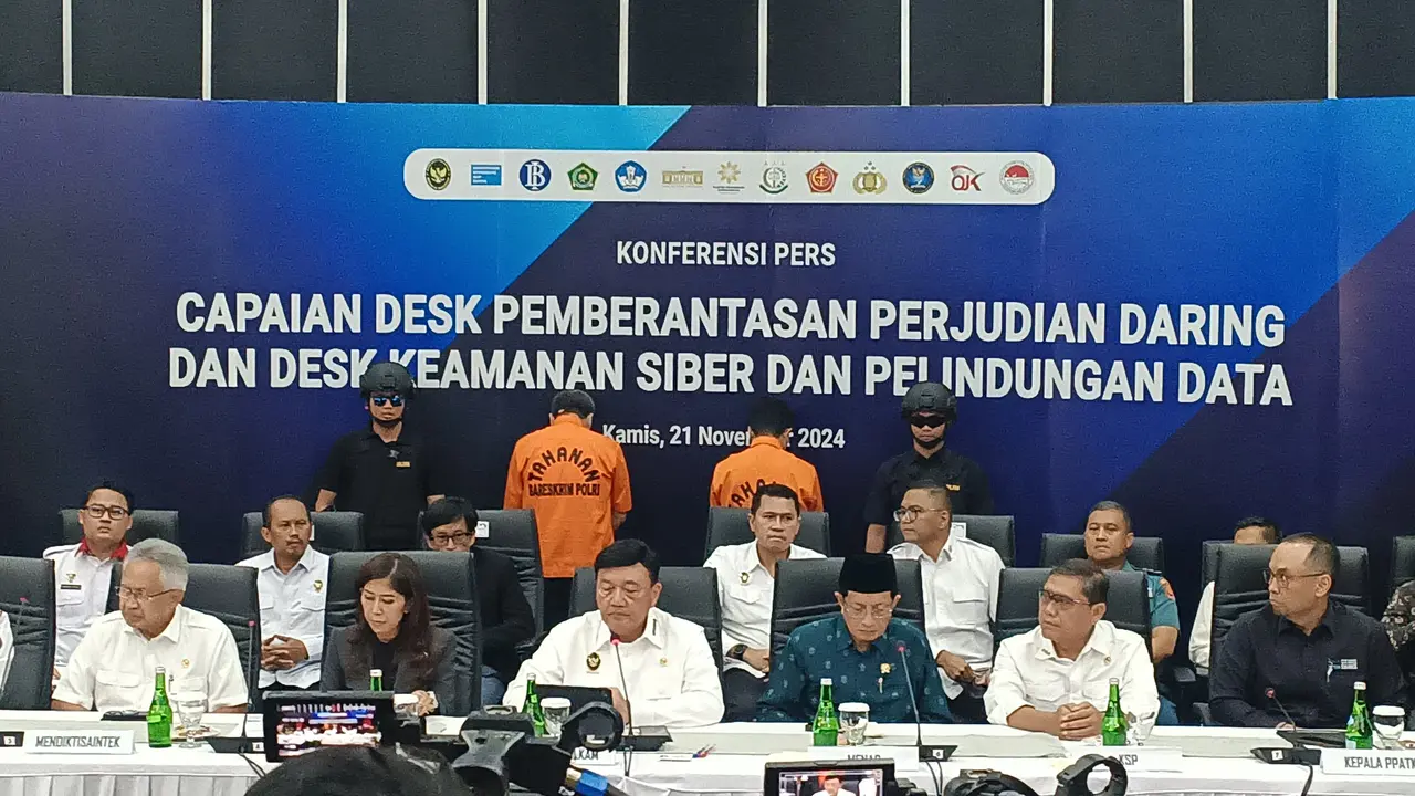 Menteri Koordinator Bidang Politik dan Keamanan (Menko Polkam) Budi Gunawan saat konferensi pers di Kementerian Komunikasi dan Digital, Jakarta, Kamis (21/11/2024).