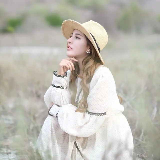 Potret Shandy Purnamasari Saat Kenakan Topi, Tampil Stylish. (Sumber: Instagram/shandypurnamasari)